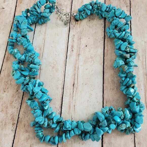 Turquoise Chip Necklace and Bracelet, Western Turquoise Jewelry Set - Picture 5 of 9